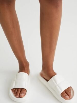 H&M Women Quilted Pool Shoes White